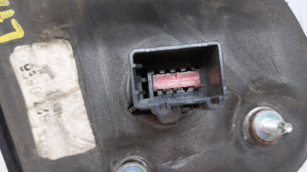 2002-2005 Mercury Mountaineer Driver Side View Mirror - Left Door Mirror OEM Used - Oemusedautoparts1.com
