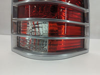 2002-2005 Mercury Mountaineer Tail Light Assembly Passenger Right OEM P/N:1L2X-13B504-A Fits Fits 2002 2003 2004 2005 OEM Us