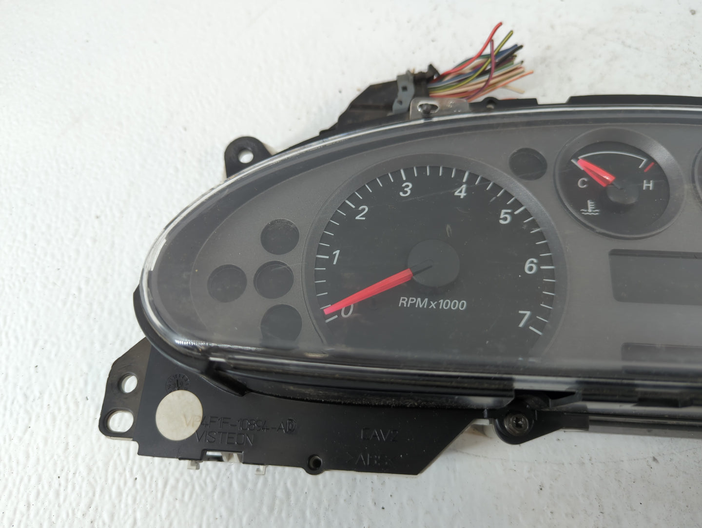 2004-2005 Mercury Mountaineer Instrument Cluster Speedometer Gauges P/N:5F1T-10849 Fits Fits 2004 2005 OEM Used Auto Parts -