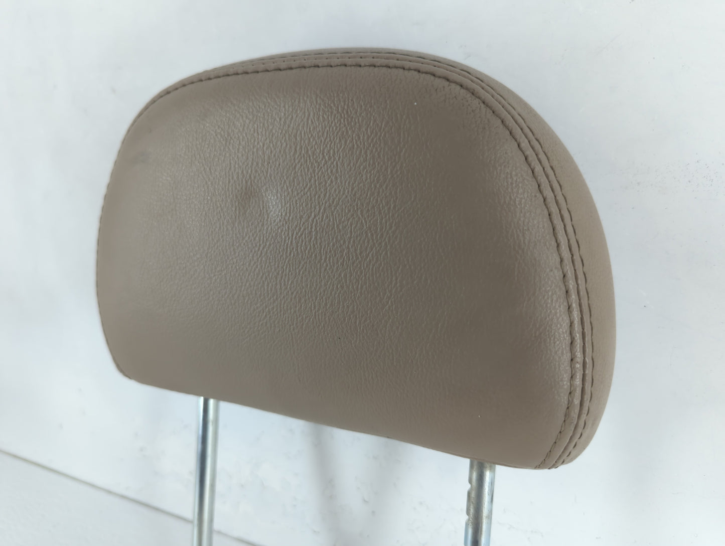 2004 Mercury Mountaineer Headrest Head Rest Front Driver Passenger Seat Fits OEM Used Auto Parts - Oemusedautoparts1.com