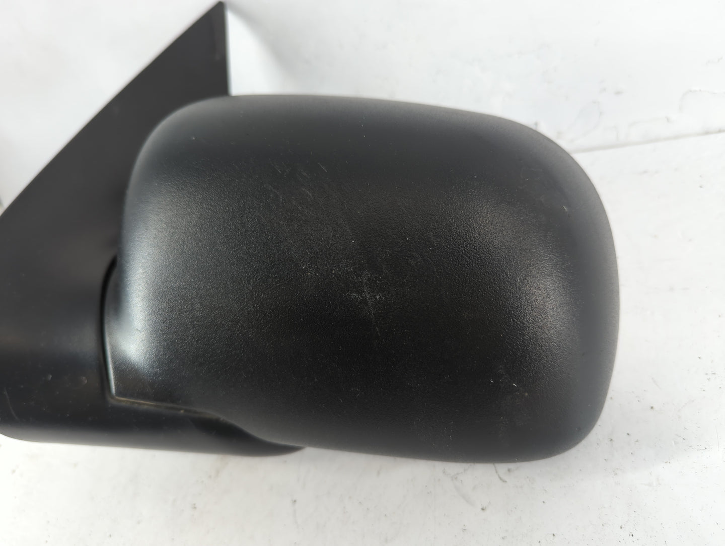 2002-2005 Mercury Mountaineer Driver Left Side View Manual Door Mirror - Oemusedautoparts1.com