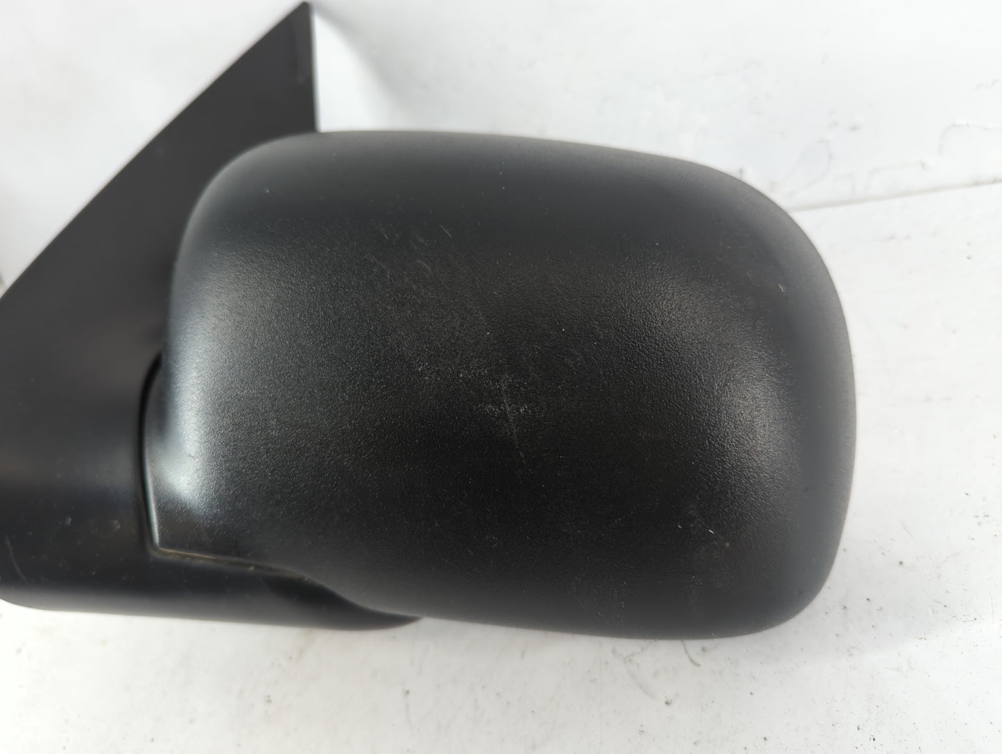 2002-2005 Mercury Mountaineer Driver Left Side View Manual Door Mirror - Oemusedautoparts1.com