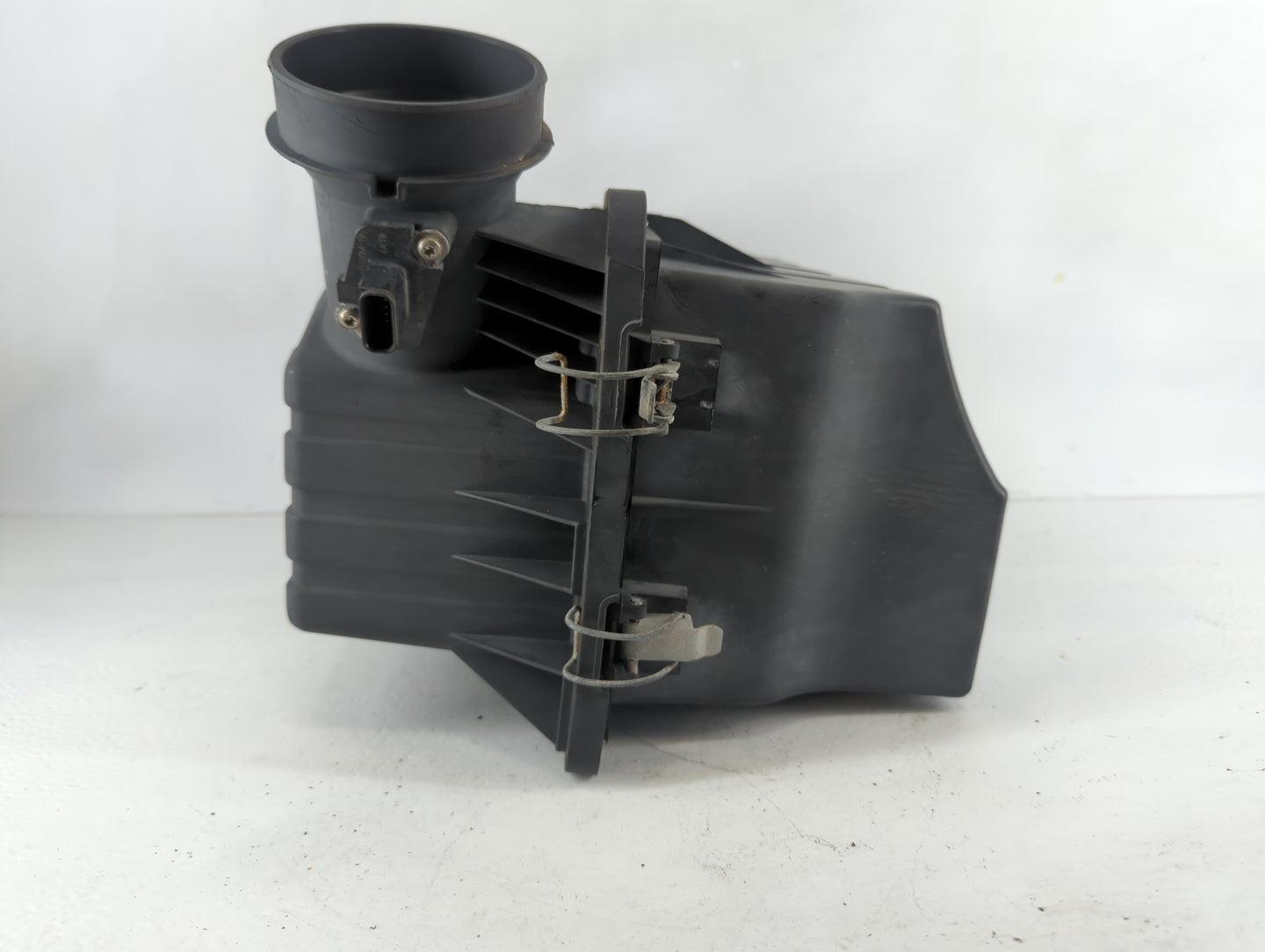 2004-2005 Mercury Mountaineer Air Cleaner Intake-duct Hose Tube - Oemusedautoparts1.com