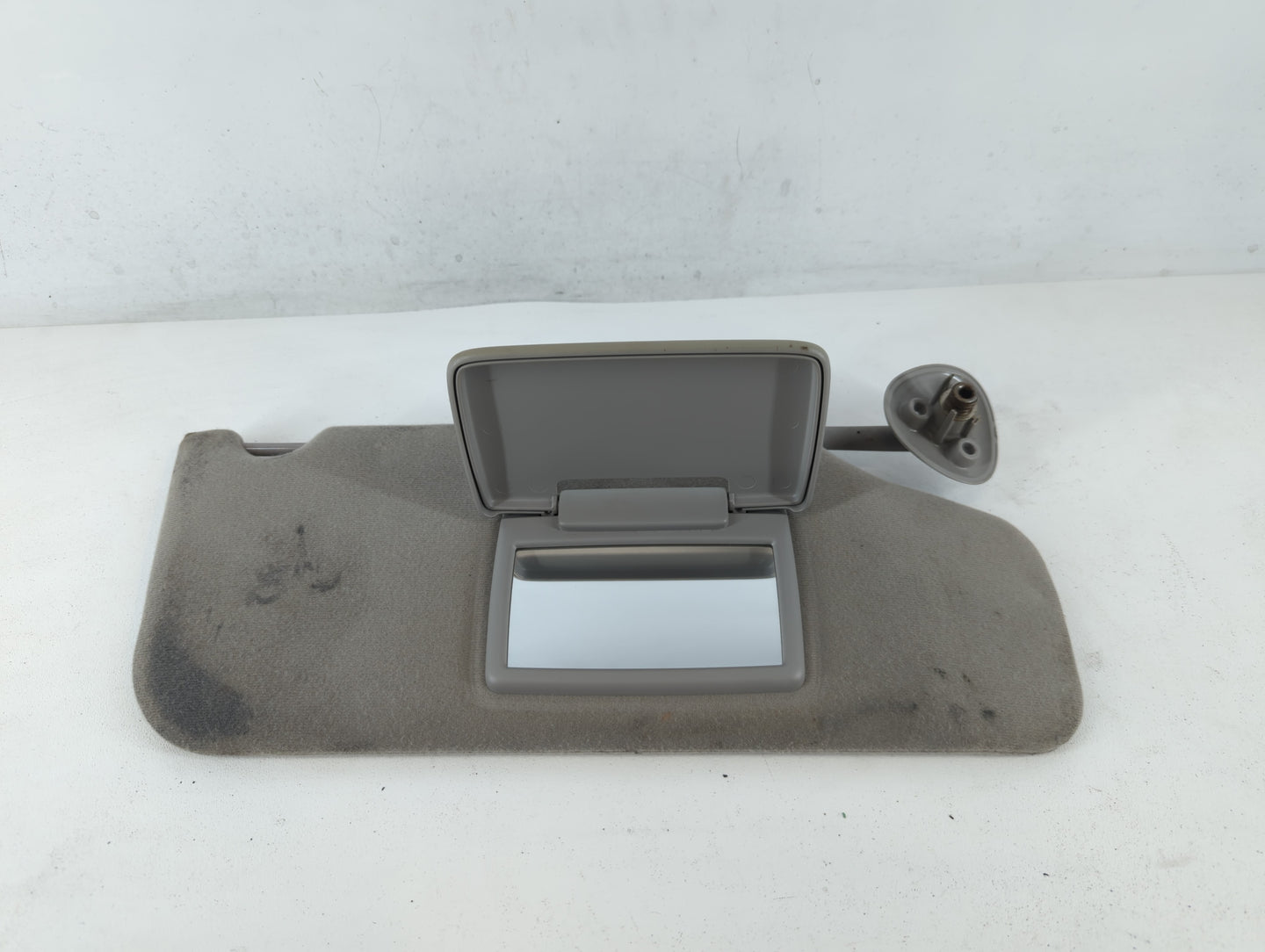 2004-2005 Mercury Sable Sun Visor Shade Replacement Driver Left Mirror Fits Fits 2004 2005 2006 2007 OEM Used Auto Parts - O