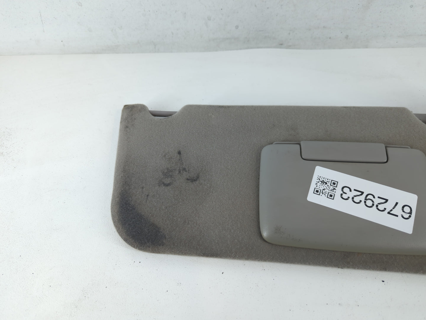 2004-2005 Mercury Sable Sun Visor Shade Replacement Driver Left Mirror Fits Fits 2004 2005 2006 2007 OEM Used Auto Parts - O