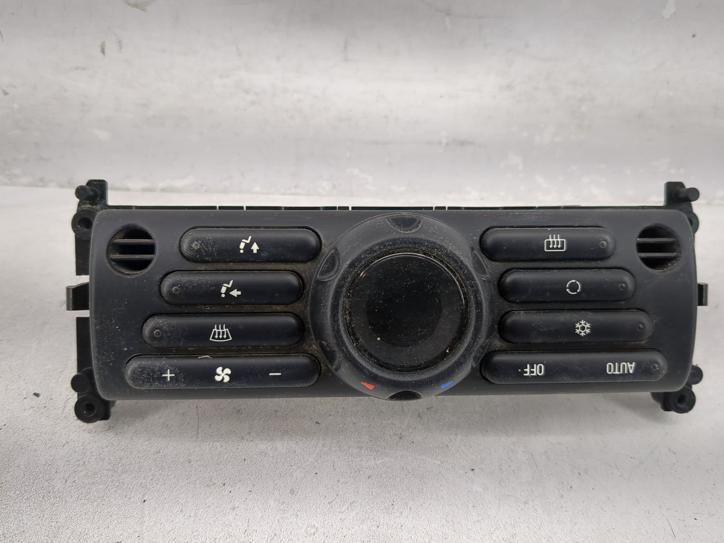 2004 Mini Cooper Climate Control Module Temperature AC/Heater Replacement Fits OEM Used Auto Parts - Oemusedautoparts1.com