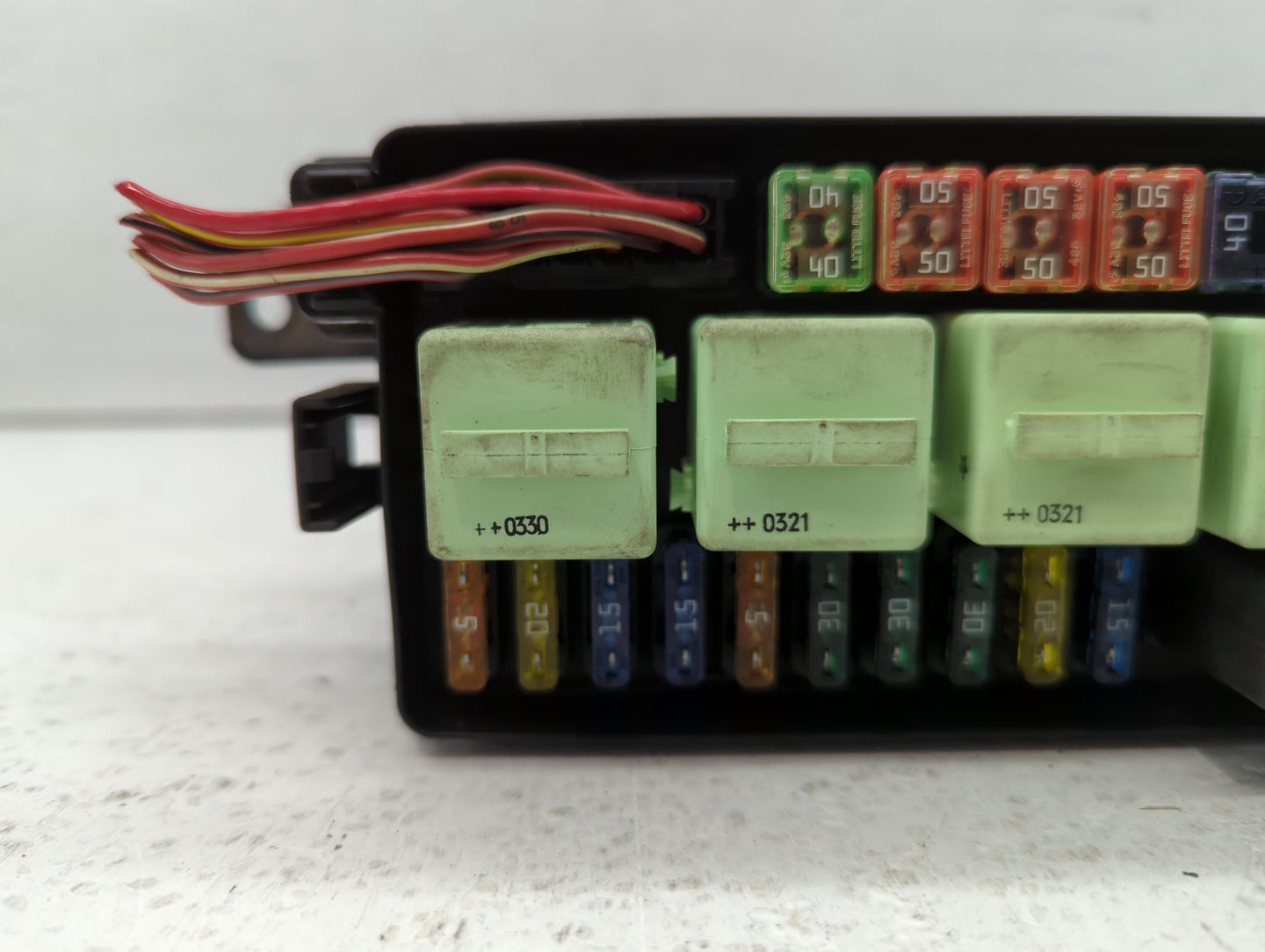 2004 Mini Cooper Fusebox Fuse Box Panel Relay Module P/N:6906604-02 Fits OEM Used Auto Parts - Oemusedautoparts1.com