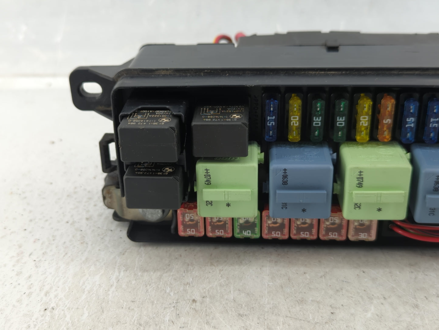 2004 Mini Cooper Fusebox Fuse Box Panel Relay Module P/N:10512911203 6906604-02 Fits OEM Used Auto Parts - Oemusedautoparts1