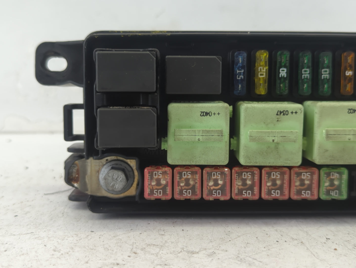 2004 Mini Cooper Fusebox Fuse Box Panel Relay Module P/N:6906604-05 064807071105 Fits OEM Used Auto Parts - Oemusedautoparts