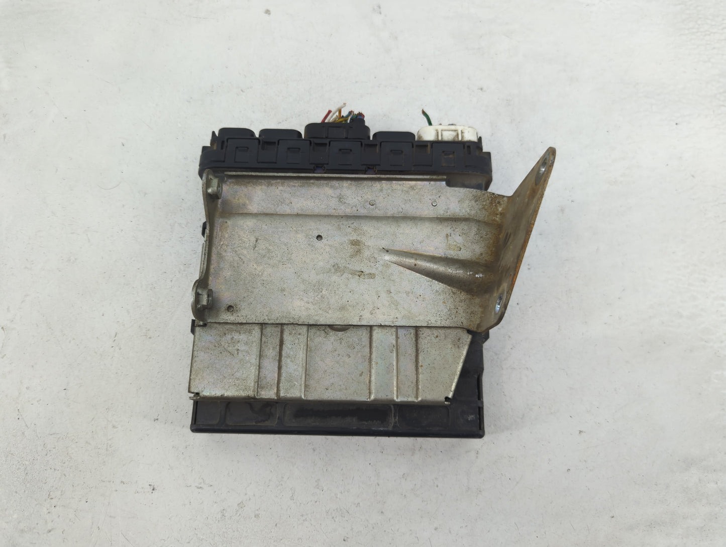 2004 Mitsubishi Endeavor PCM Engine Control Computer ECU ECM PCU OEM P/N:E6T38175 L021 MN132652 Fits OEM Used Auto Parts - O
