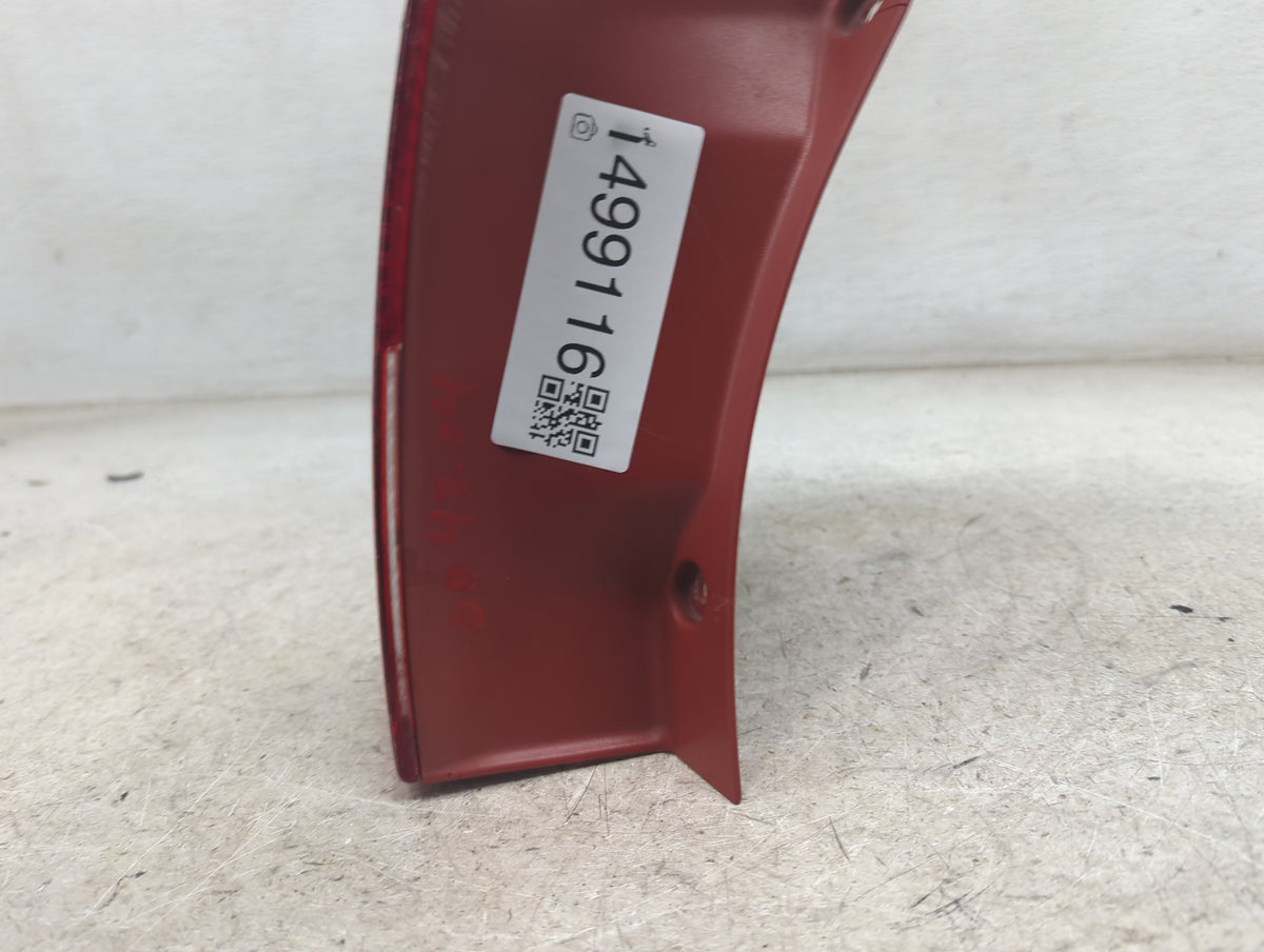 2004 Mitsubishi Endeavor Driver Left Side Deck Lid Mounted Tail Light - Oemusedautoparts1.com