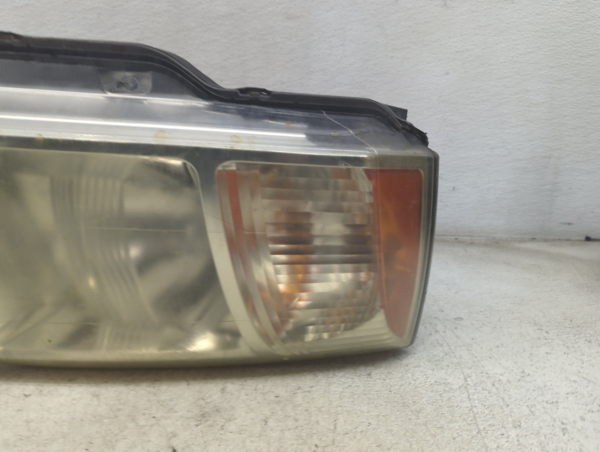 2004 Mitsubishi Endeavor Passenger Right Oem Head Light Headlight Lamp - Oemusedautoparts1.com