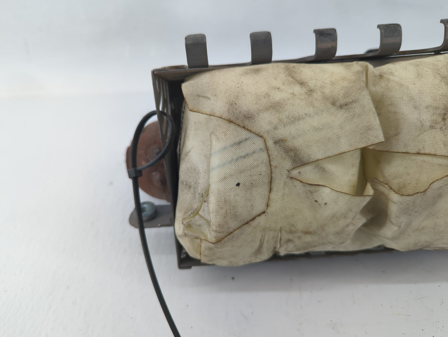 2004-2004 Mitsubishi Endeavor Air Bag Passenger Right Dashboard Oem - Oemusedautoparts1.com