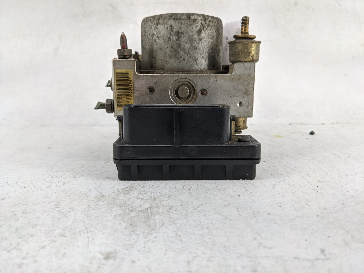 2004-2009 Mitsubishi Galant ABS Pump Control Module Replacement P/N:MR569442 MB2-2W0-2119-1 Fits OEM Used Auto Parts - Oemus