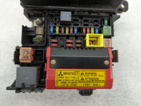 2004 Mitsubishi Galant Fusebox Fuse Box Panel Relay Module P/N:30926-0321 Fits OEM Used Auto Parts - Oemusedautoparts1.com