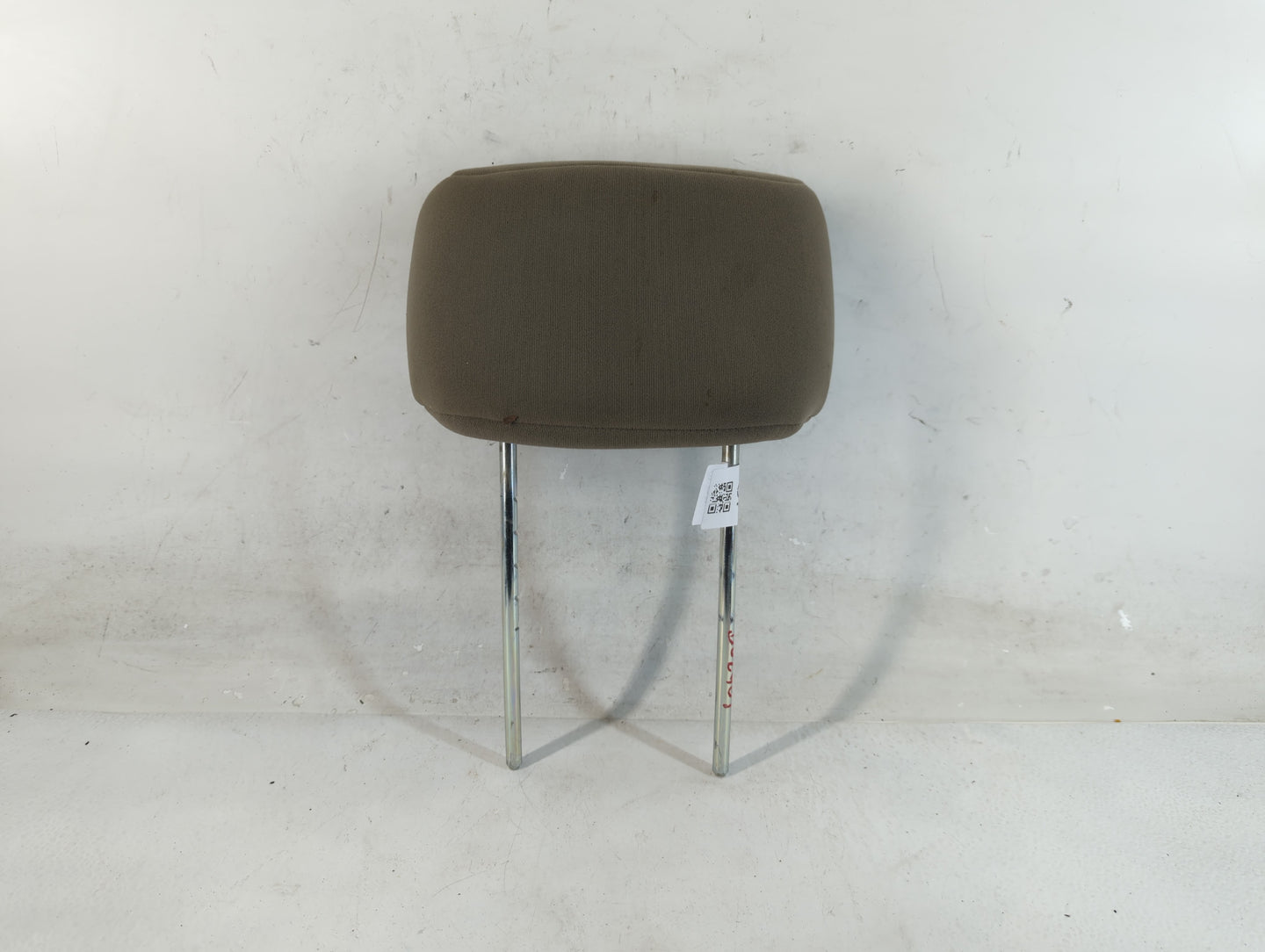 2004 Mitsubishi Galant Headrest Head Rest Front Driver Passenger Seat Fits OEM Used Auto Parts - Oemusedautoparts1.com