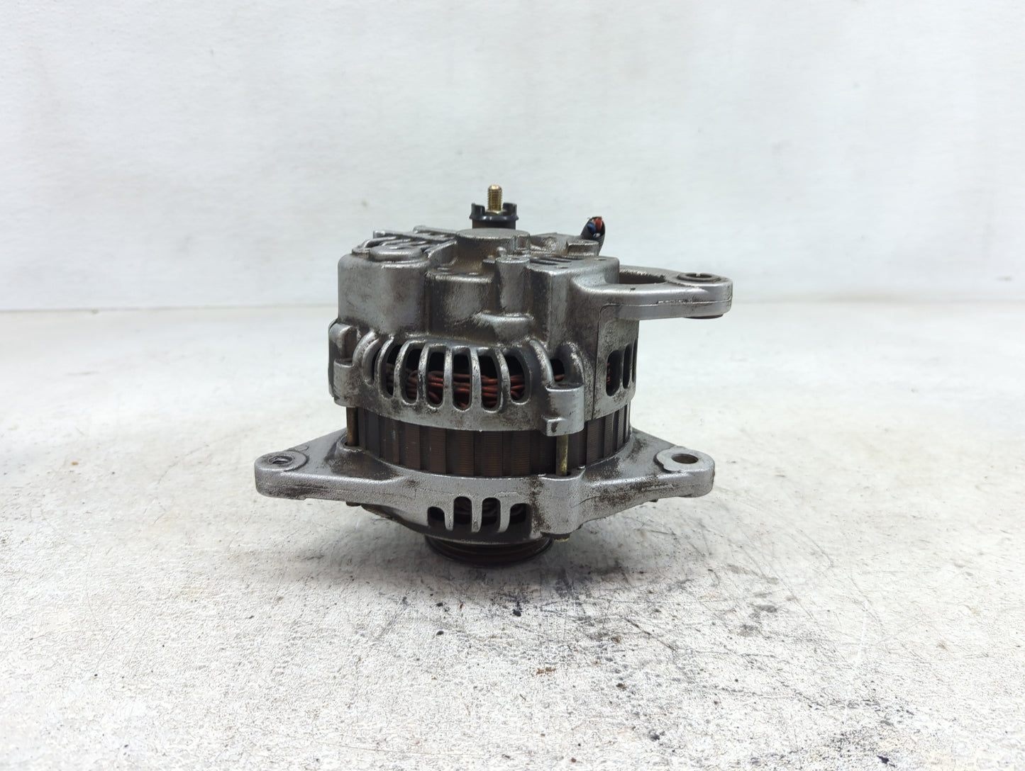 2004 Mitsubishi Lancer Alternator Replacement Generator Charging Assembly Engine OEM P/N:A2TA5391 MD317862 Fits OEM Used Aut