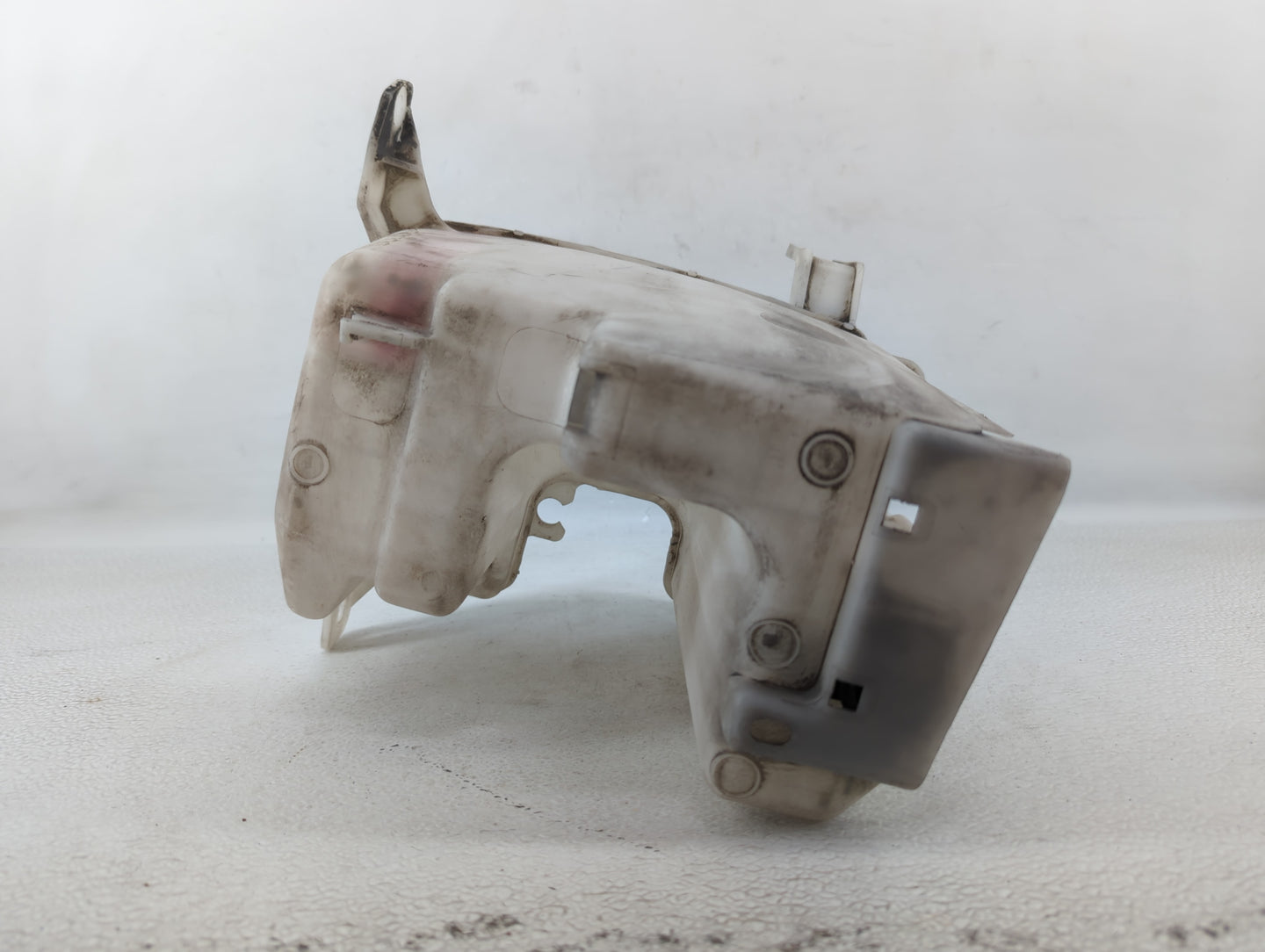 2002-2006 Mitsubishi Lancer Windshield Washer Fluid Reservoir Bottle Oem - Oemusedautoparts1.com