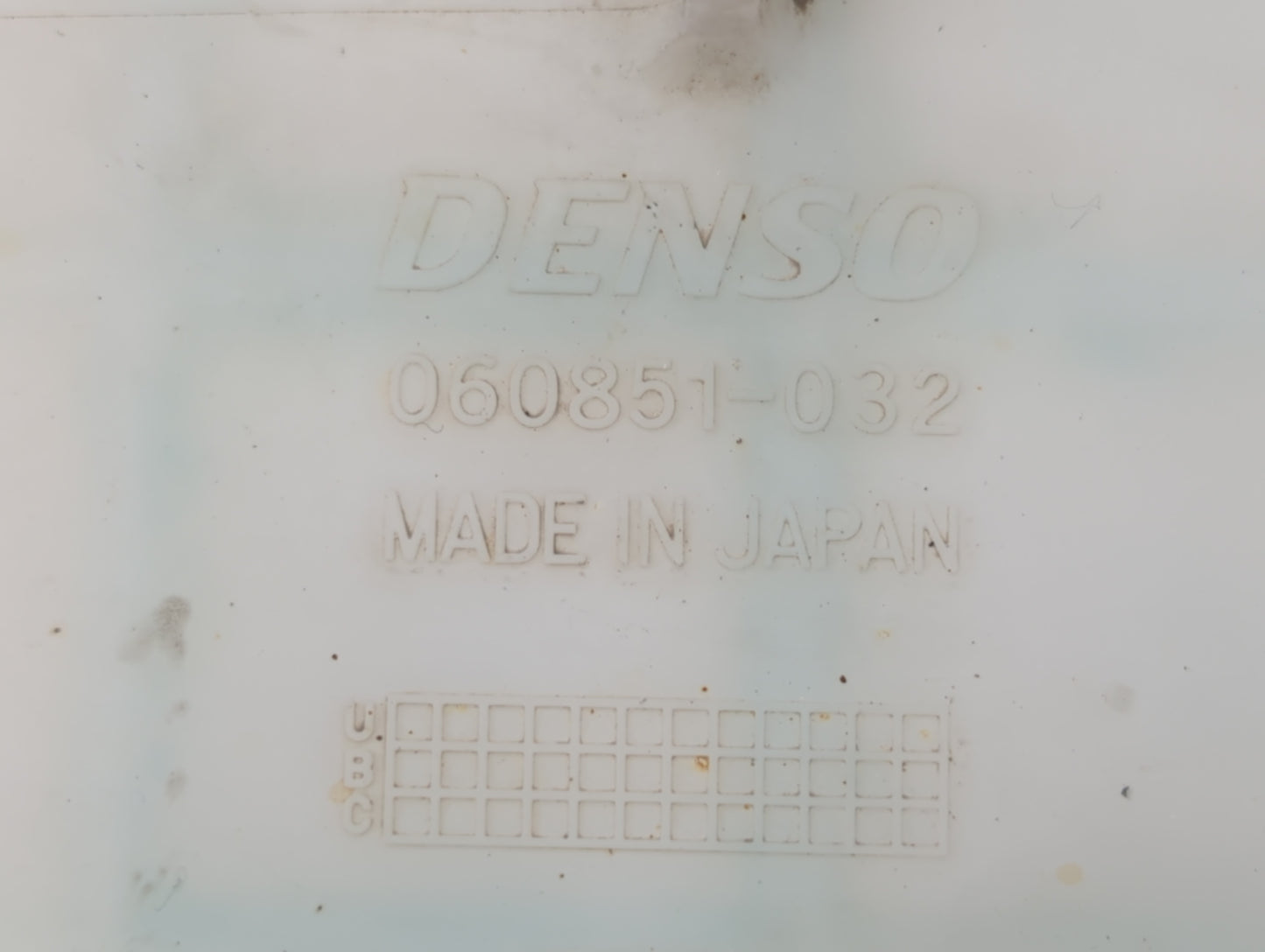 2002-2006 Mitsubishi Lancer Windshield Washer Fluid Reservoir Bottle Oem - Oemusedautoparts1.com