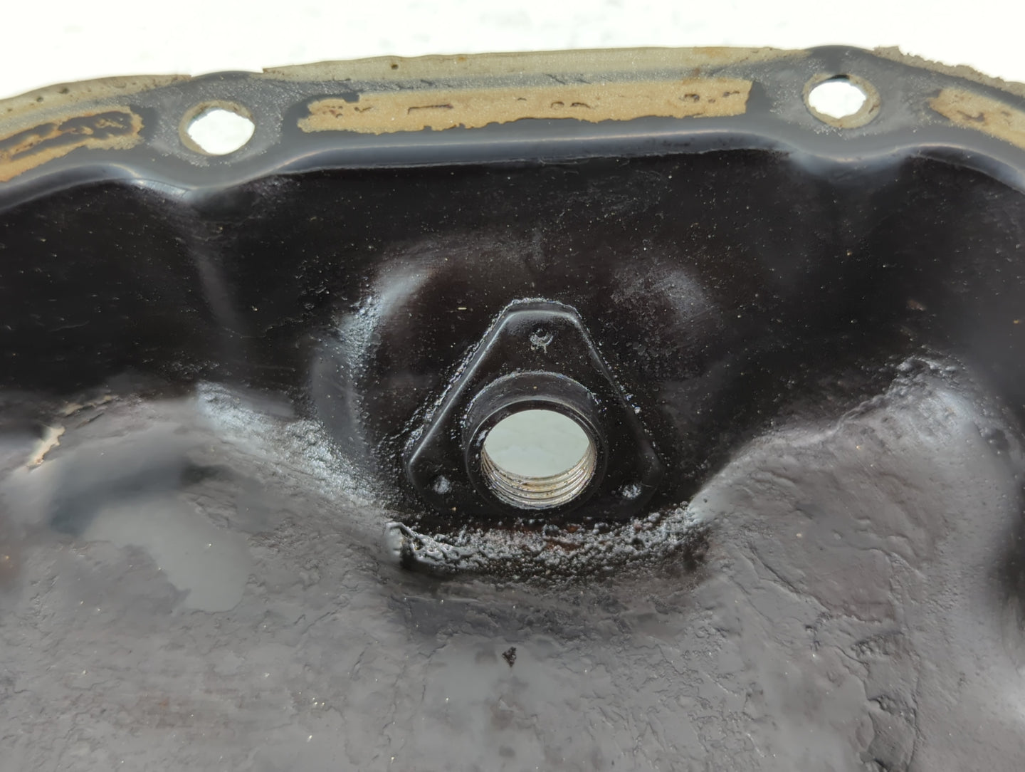 2004 Mitsubishi Lancer Engine Oil Pan Fits OEM Used Auto Parts - Oemusedautoparts1.com