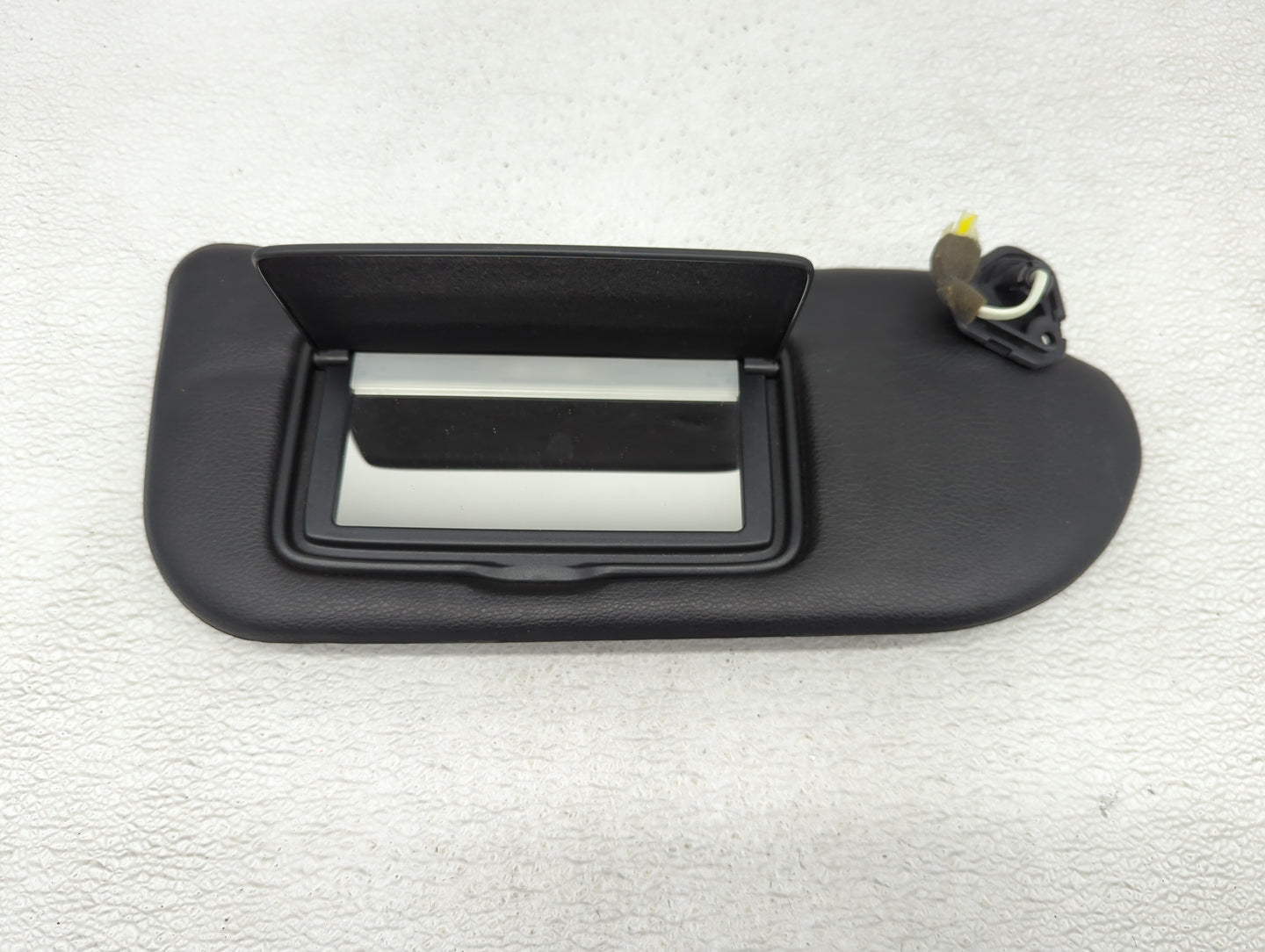 2004-2006 Nissan 350z Sun Visor Shade Replacement Passenger Right Mirror Fits Fits 2004 2005 2006 OEM Used Auto Parts - Oemu