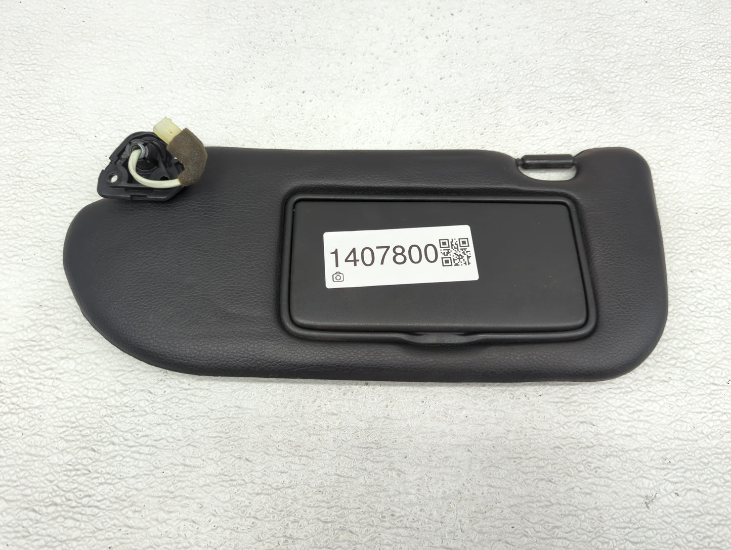2004-2006 Nissan 350z Sun Visor Shade Replacement Driver Left Mirror Fits Fits 2004 2005 2006 OEM Used Auto Parts - Oemuseda