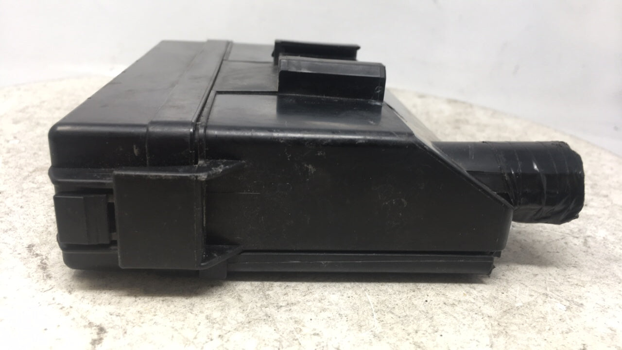 2004 Nissan 350z Fusebox Fuse Box Panel Relay Module P/N:7L1T15604BJ Fits Fits 2007 2008 OEM Used Auto Parts - Oemusedautopa