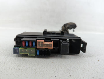 2003-2005 Nissan 350z Fusebox Fuse Box Panel Relay Module P/N:284B7AQ006 Fits Fits 2003 2004 2005 OEM Used Auto Parts - Oemu