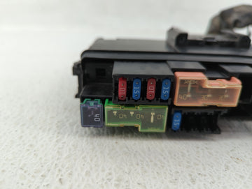 2003-2005 Nissan 350z Fusebox Fuse Box Panel Relay Module P/N:284B7AQ006 Fits Fits 2003 2004 2005 OEM Used Auto Parts