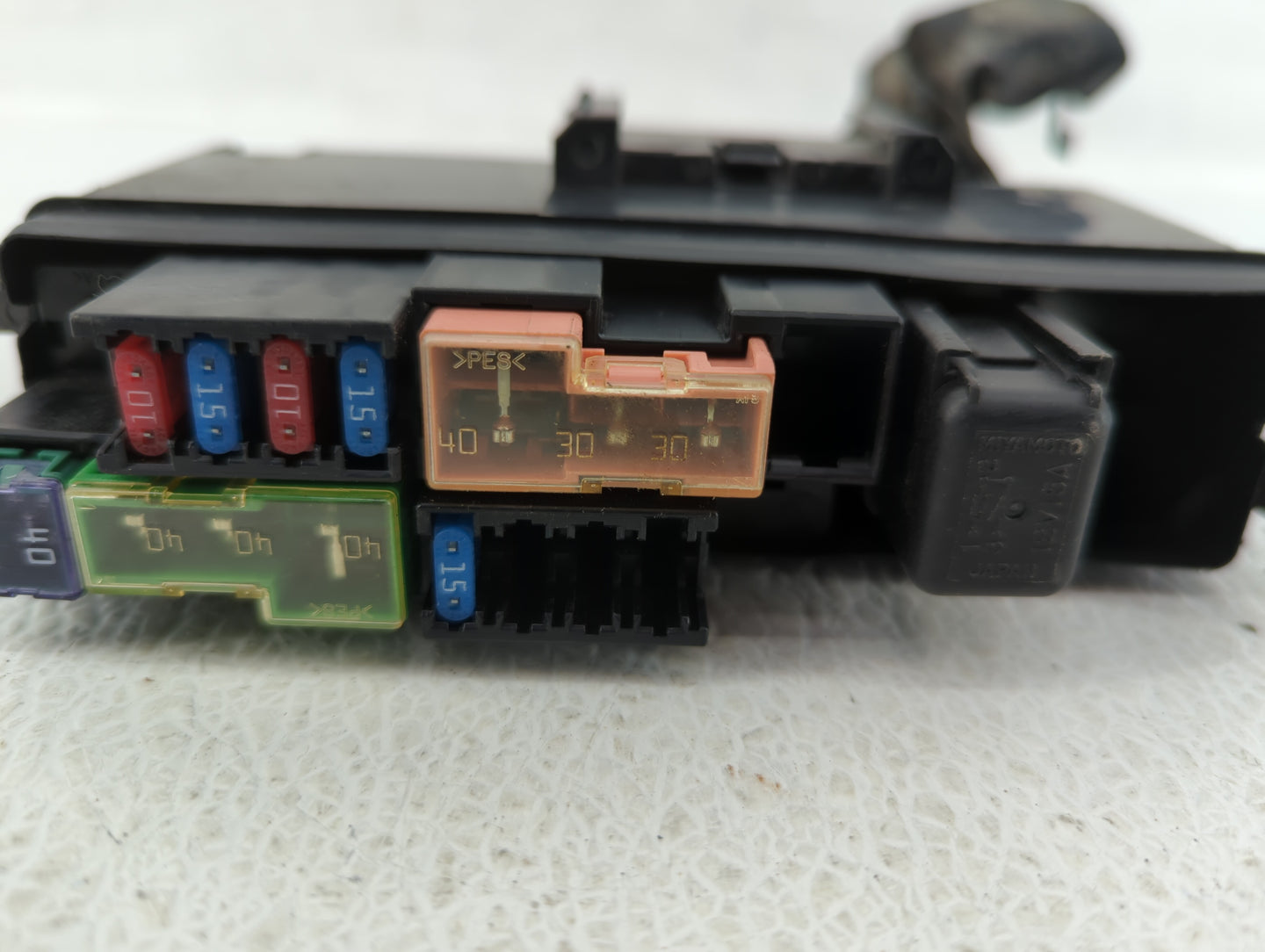 2003-2005 Nissan 350z Fusebox Fuse Box Panel Relay Module P/N:284B7AQ006 Fits Fits 2003 2004 2005 OEM Used Auto Parts - Oemu