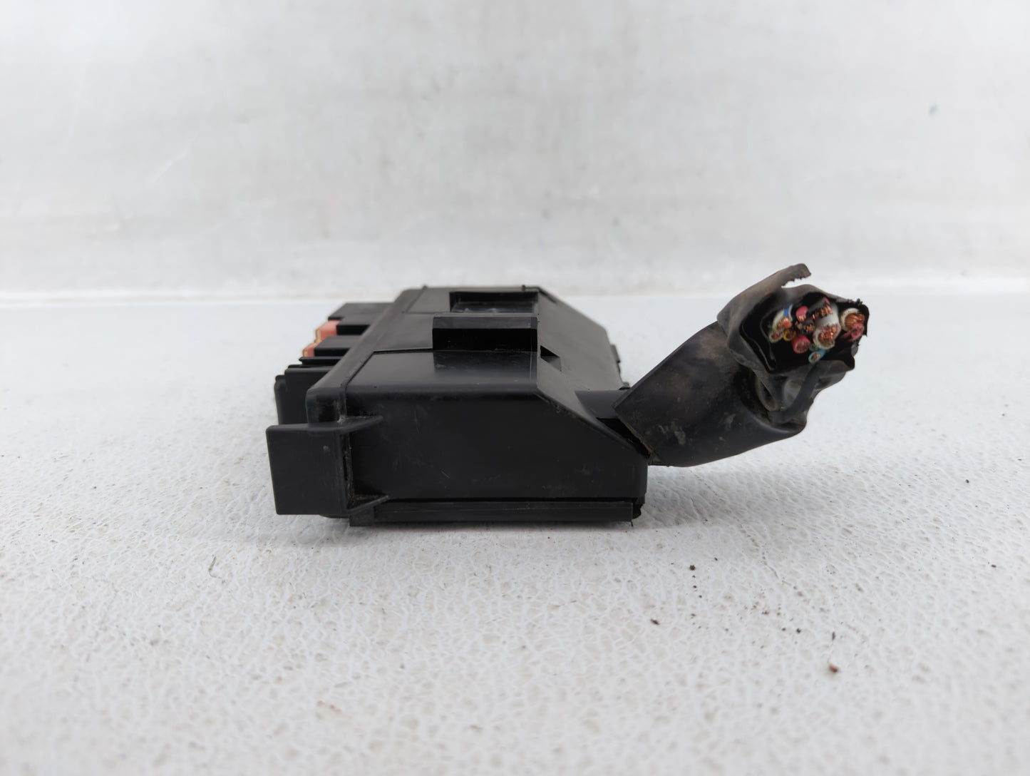 2003-2005 Nissan 350z Fusebox Fuse Box Panel Relay Module P/N:284B7AQ006 Fits Fits 2003 2004 2005 OEM Used Auto Parts - Oemu