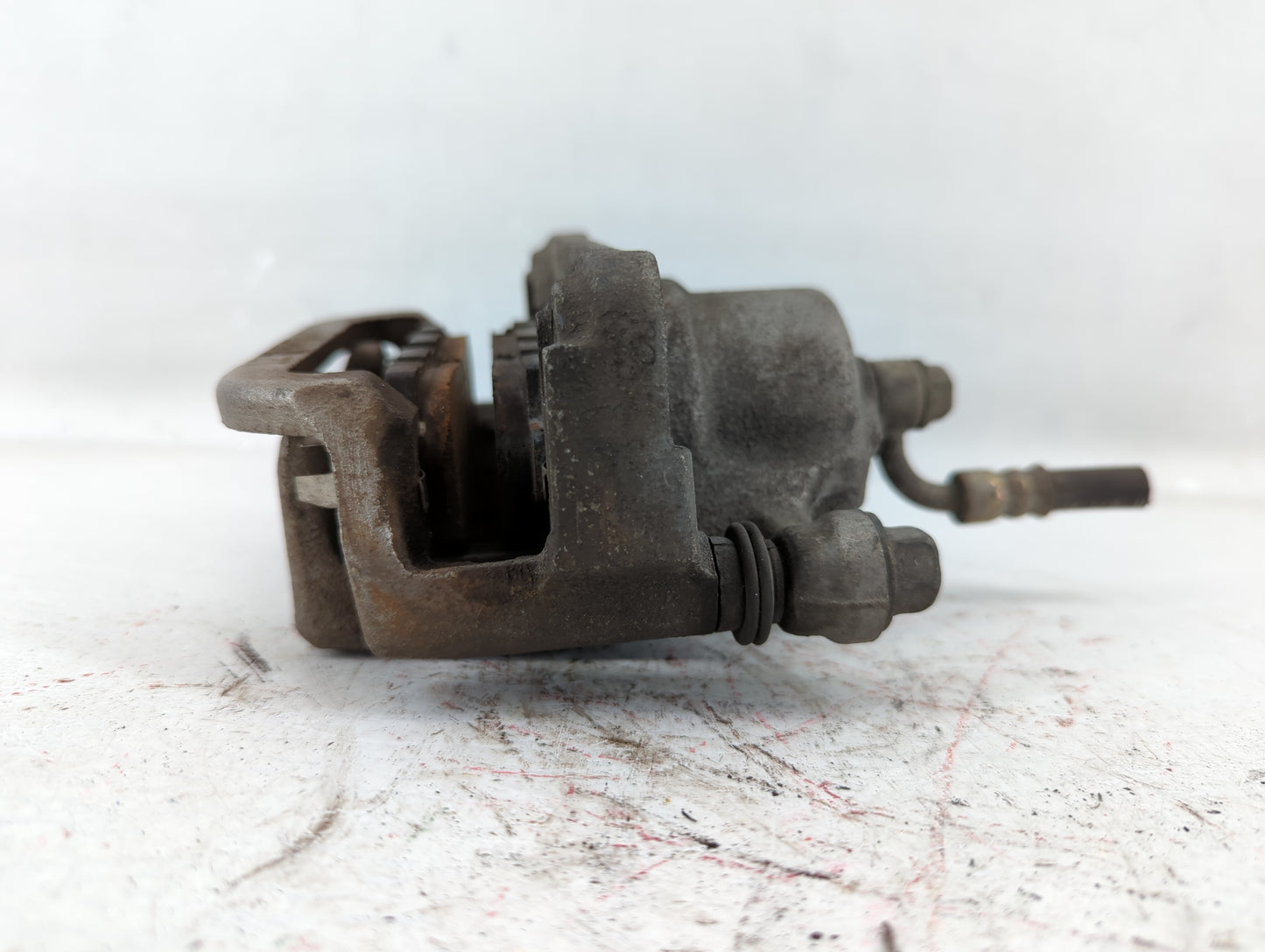 2003-2005 Nissan 350z Front Driver Left Brake Caliper - Oemusedautoparts1.com
