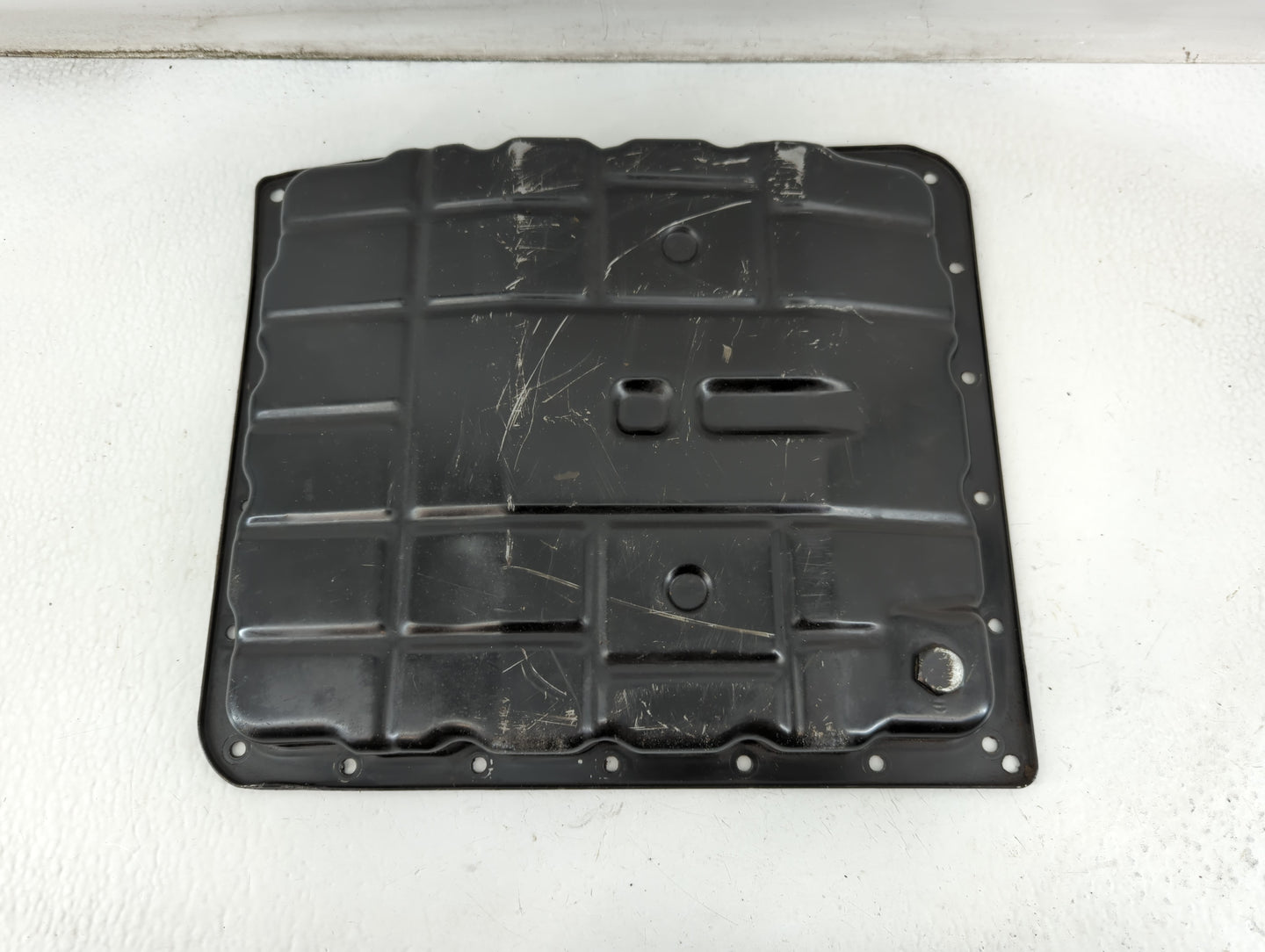 2003-2005 Nissan 350z Engine Oil Pan Fits Fits 2003 2004 2005 OEM Used Auto Parts - Oemusedautoparts1.com
