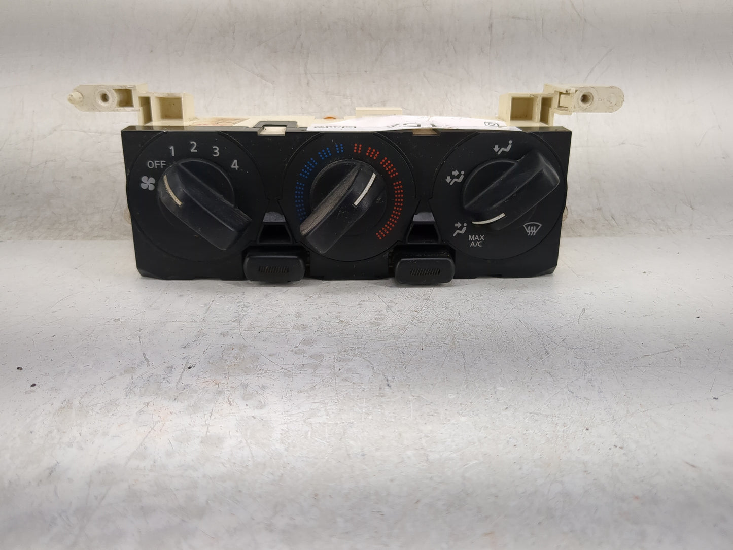 2002-2004 Nissan Altima Climate Control Module Temperature AC/Heater Replacement Fits Fits 2002 2003 2004 OEM Used Auto Part