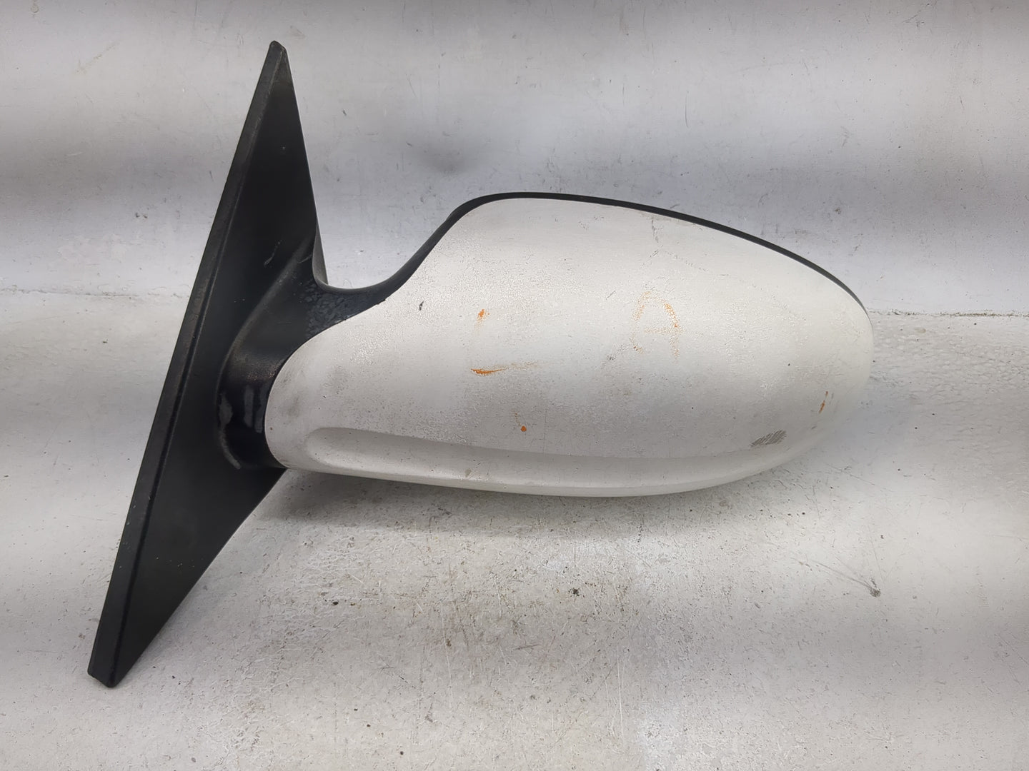 2002-2004 Nissan Altima Driver Side View Mirror - Left Door Mirror OEM Used - Oemusedautoparts1.com
