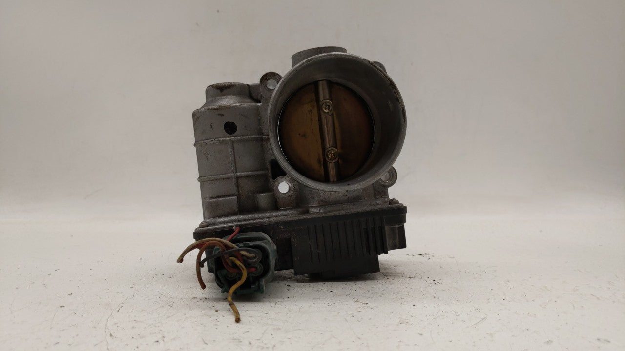 2002-2006 Nissan Altima Throttle Body P/N:576-01 SERA576-01, RME60-06 Fits Fits 2002 2003 2004 2005 2006 OEM Used Auto Parts