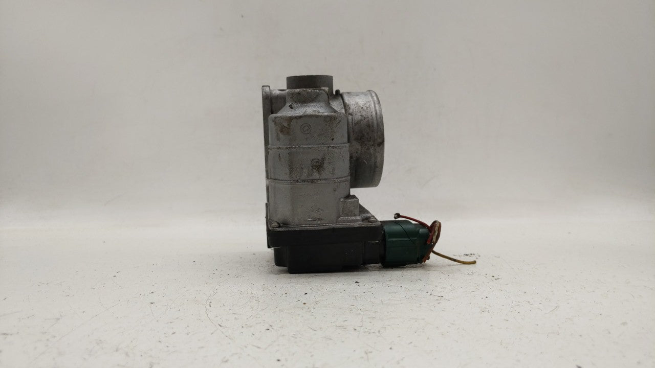 2002-2006 Nissan Altima Throttle Body P/N:576-01 SERA576-01, RME60-06 Fits Fits 2002 2003 2004 2005 2006 OEM Used Auto Parts