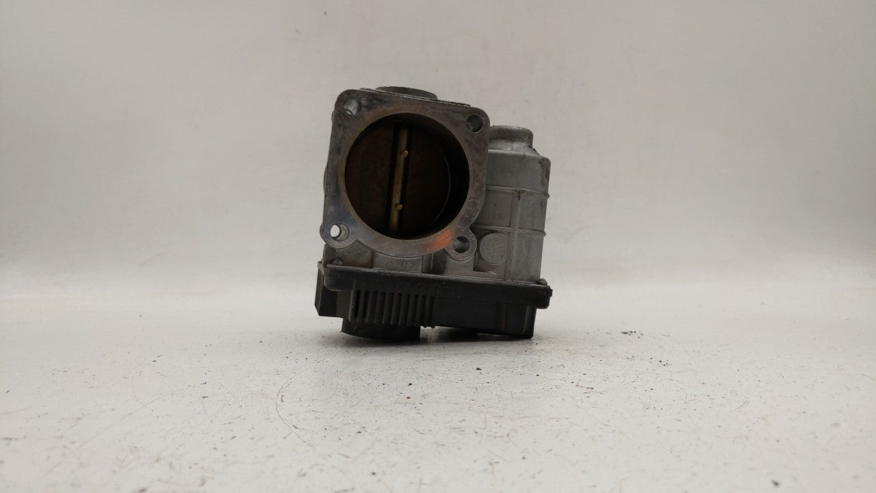 2002-2006 Nissan Altima Throttle Body P/N:576-01 SERA576-01, RME60-06 Fits Fits 2002 2003 2004 2005 2006 OEM Used Auto Parts