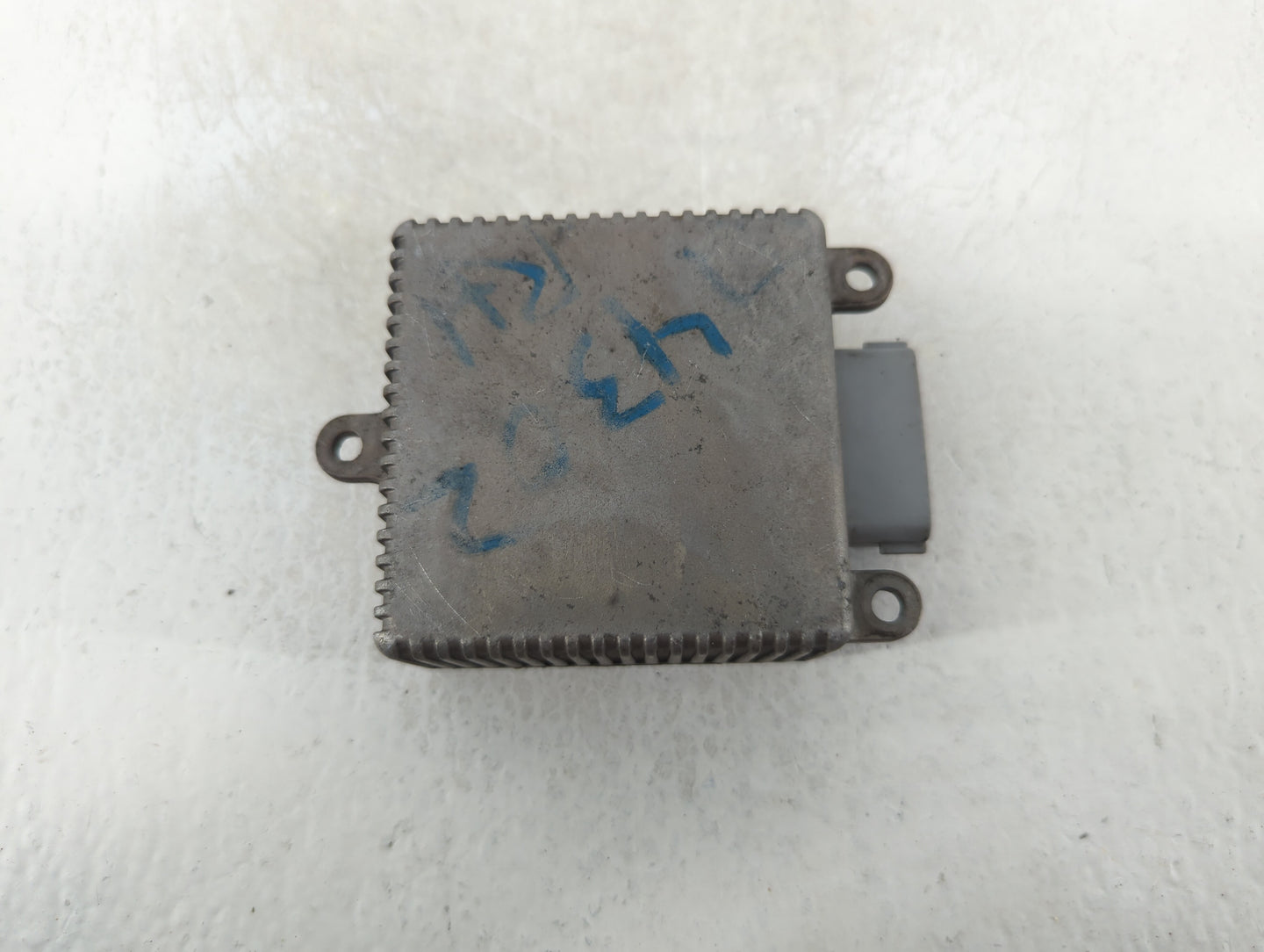 2004 Nissan Altima Headlight Ballast Head Light - Oemusedautoparts1.com