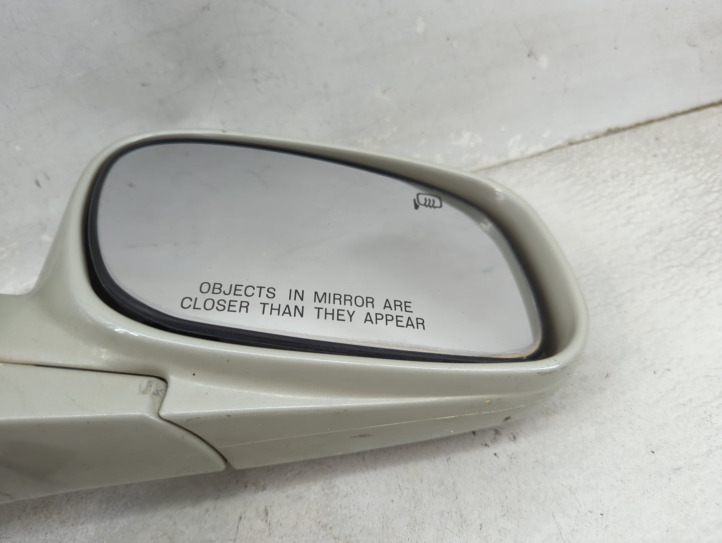 2000-2004 Nissan Frontier Passenger Side View Mirror - Right Door Mirror OEM Used - Oemusedautoparts1.com