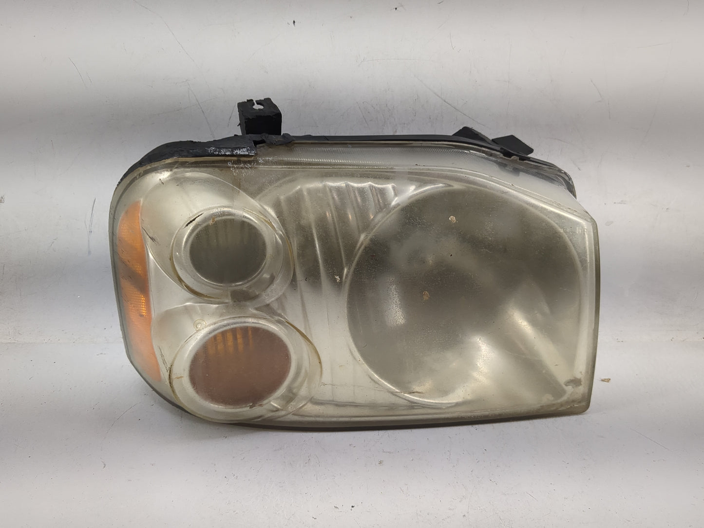 2001-2004 Nissan Frontier Passenger Right Oem Head Light Headlight Lamp 1481255 - Oemusedautoparts1.com
