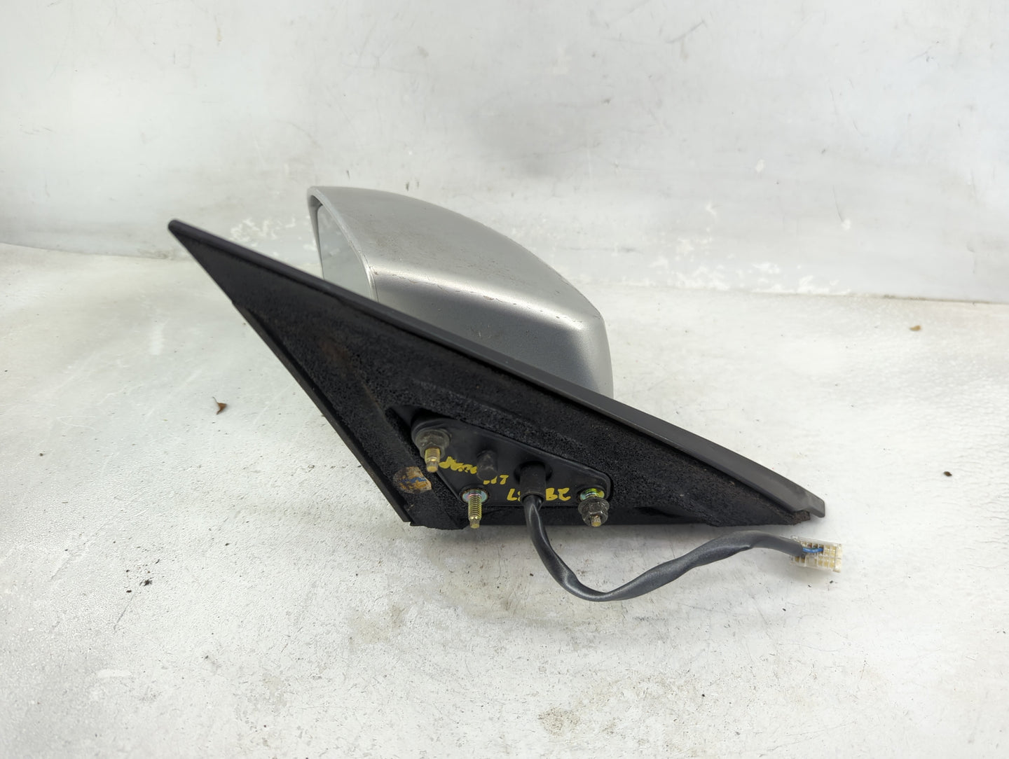 2004-2008 Nissan Maxima Driver Side View Mirror - Left Door Mirror OEM Used - Oemusedautoparts1.com