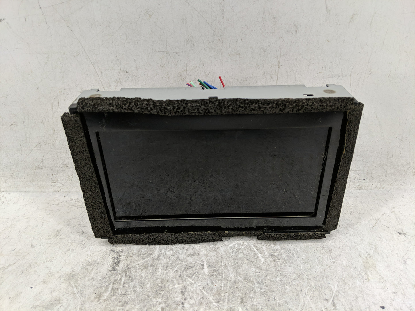 2004-2005 Nissan Maxima Information Display Screen - Oemusedautoparts1.com