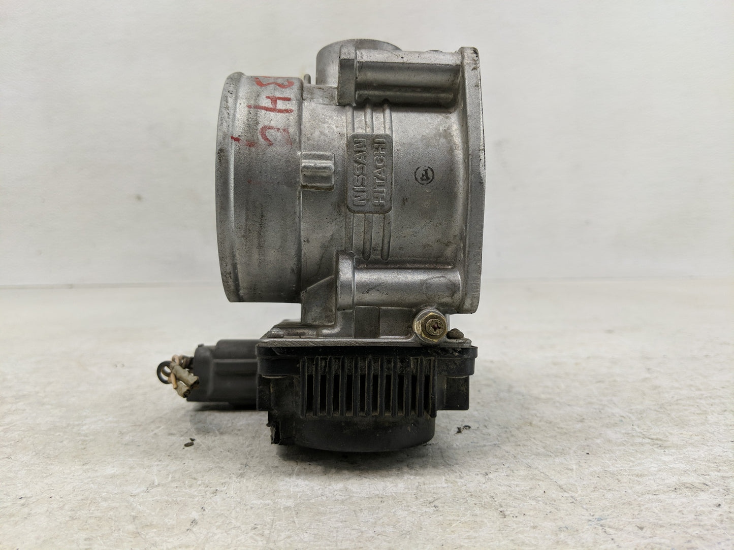 2002-2006 Nissan Maxima Throttle Body Fits Fits 2002 2003 2004 2005 2006 OEM Used Auto Parts - Oemusedautoparts1.com