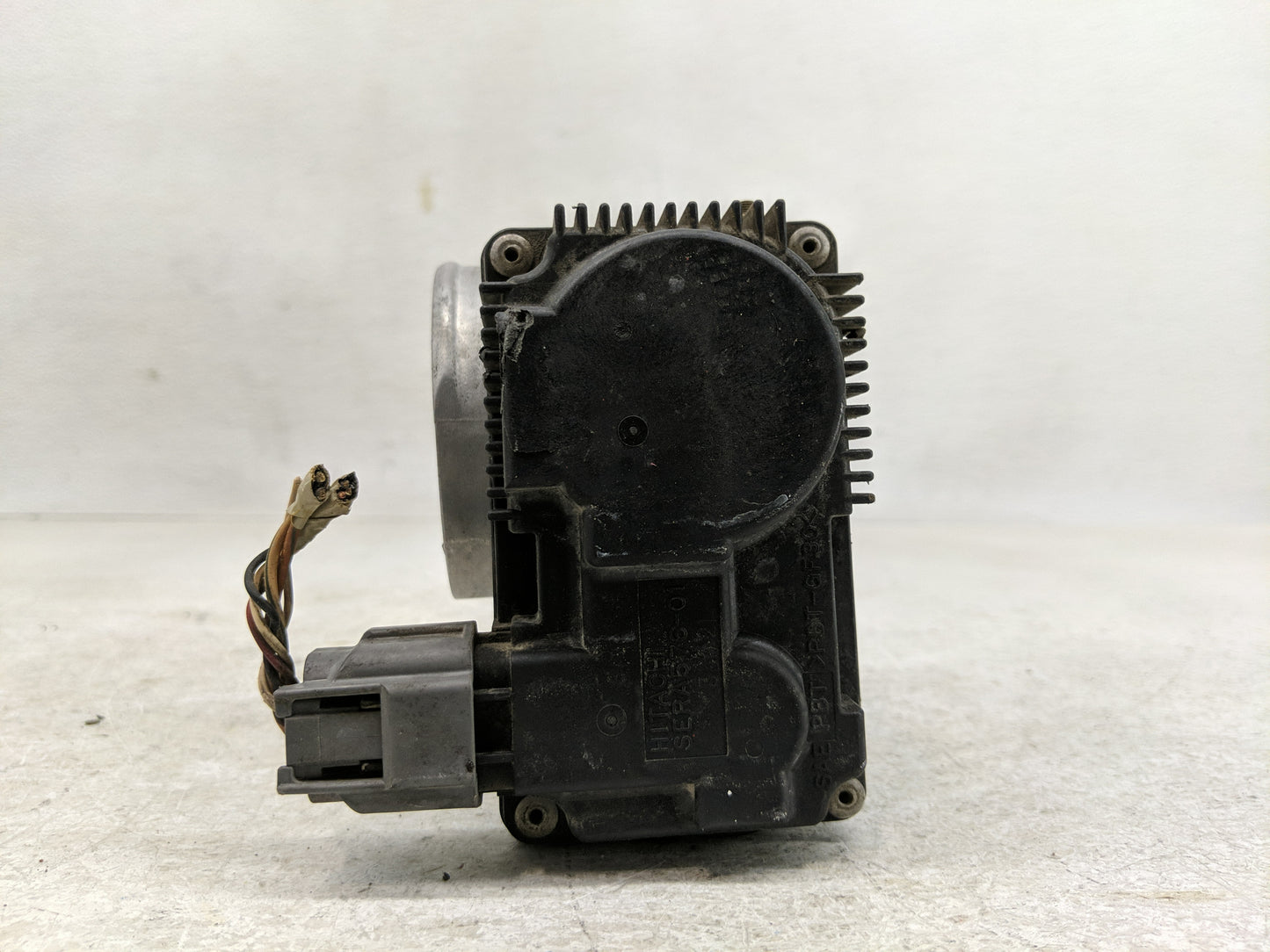 2002-2006 Nissan Maxima Throttle Body Fits Fits 2002 2003 2004 2005 2006 OEM Used Auto Parts - Oemusedautoparts1.com