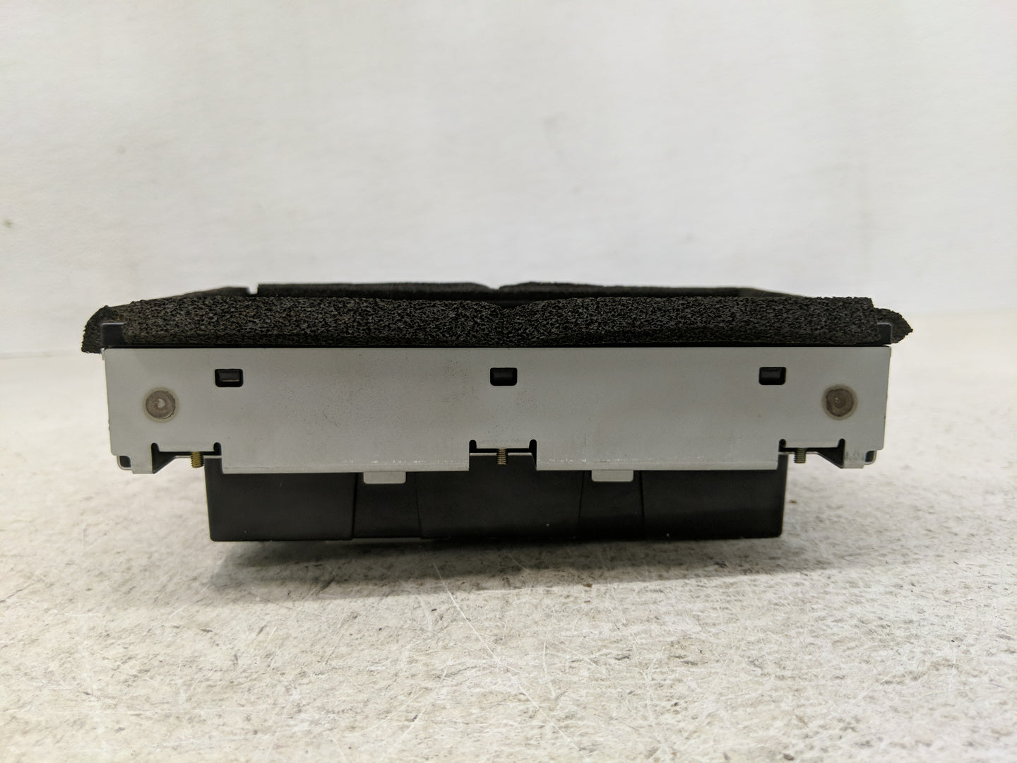 2004-2005 Nissan Maxima Information Display Screen - Oemusedautoparts1.com