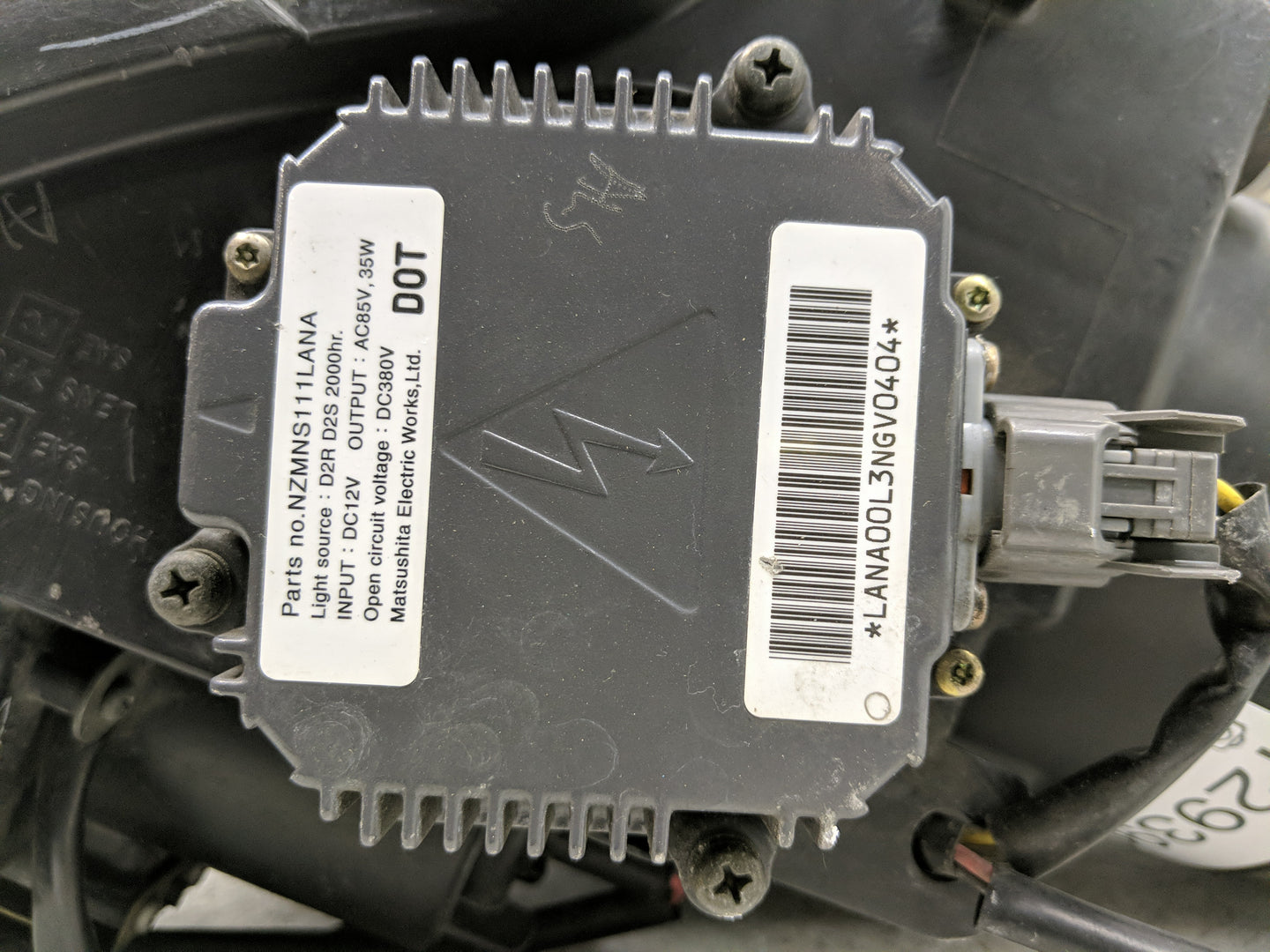 2004-2006 Nissan Maxima Passenger Right Oem Head Light Headlight Lamp - Oemusedautoparts1.com