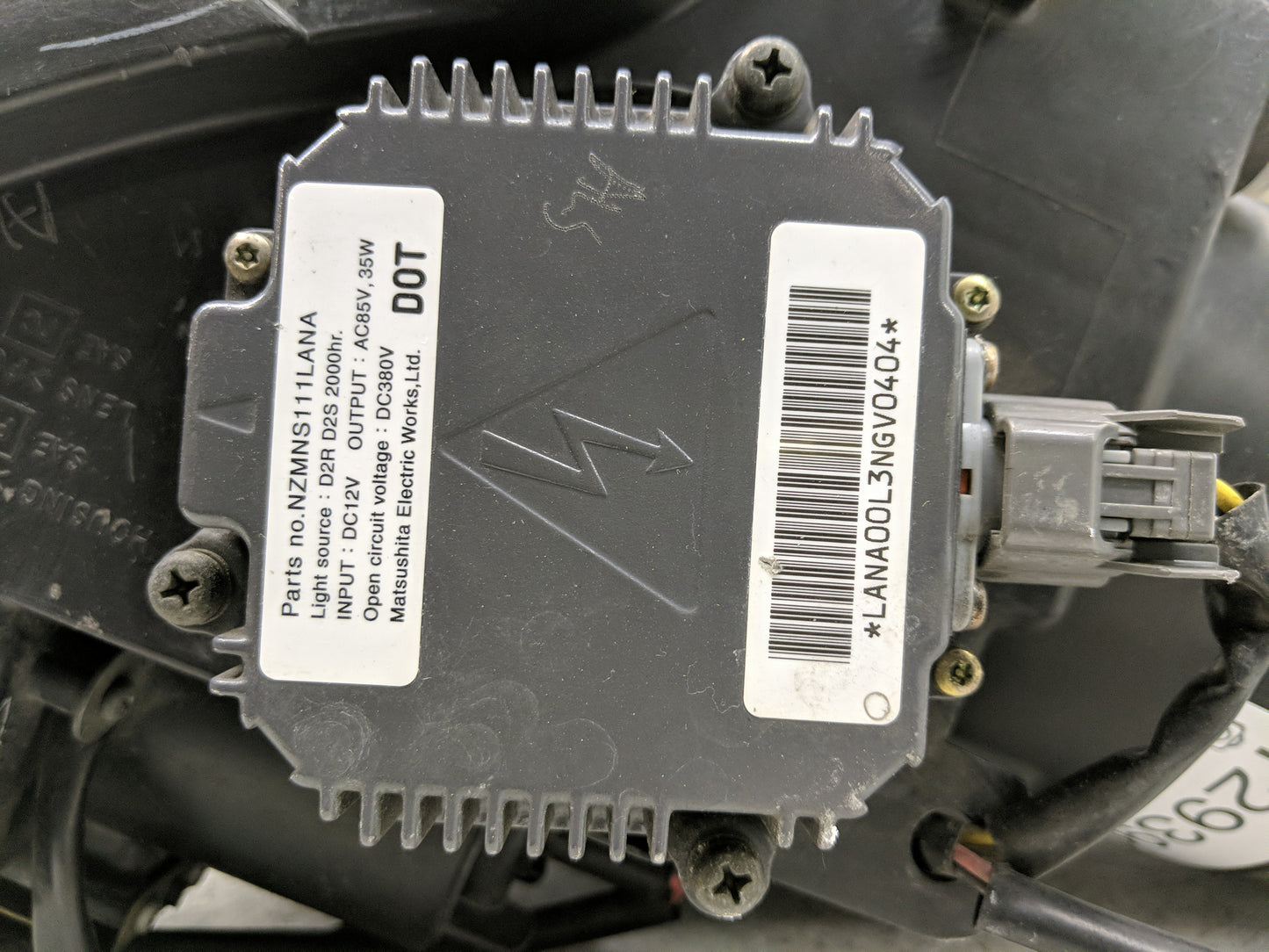 2004-2006 Nissan Maxima Passenger Right Oem Head Light Headlight Lamp - Oemusedautoparts1.com