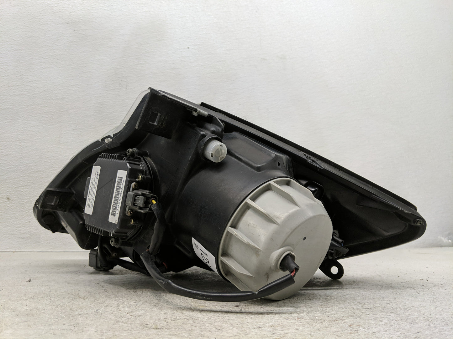 2004-2006 Nissan Maxima Passenger Right Oem Head Light Headlight Lamp - Oemusedautoparts1.com