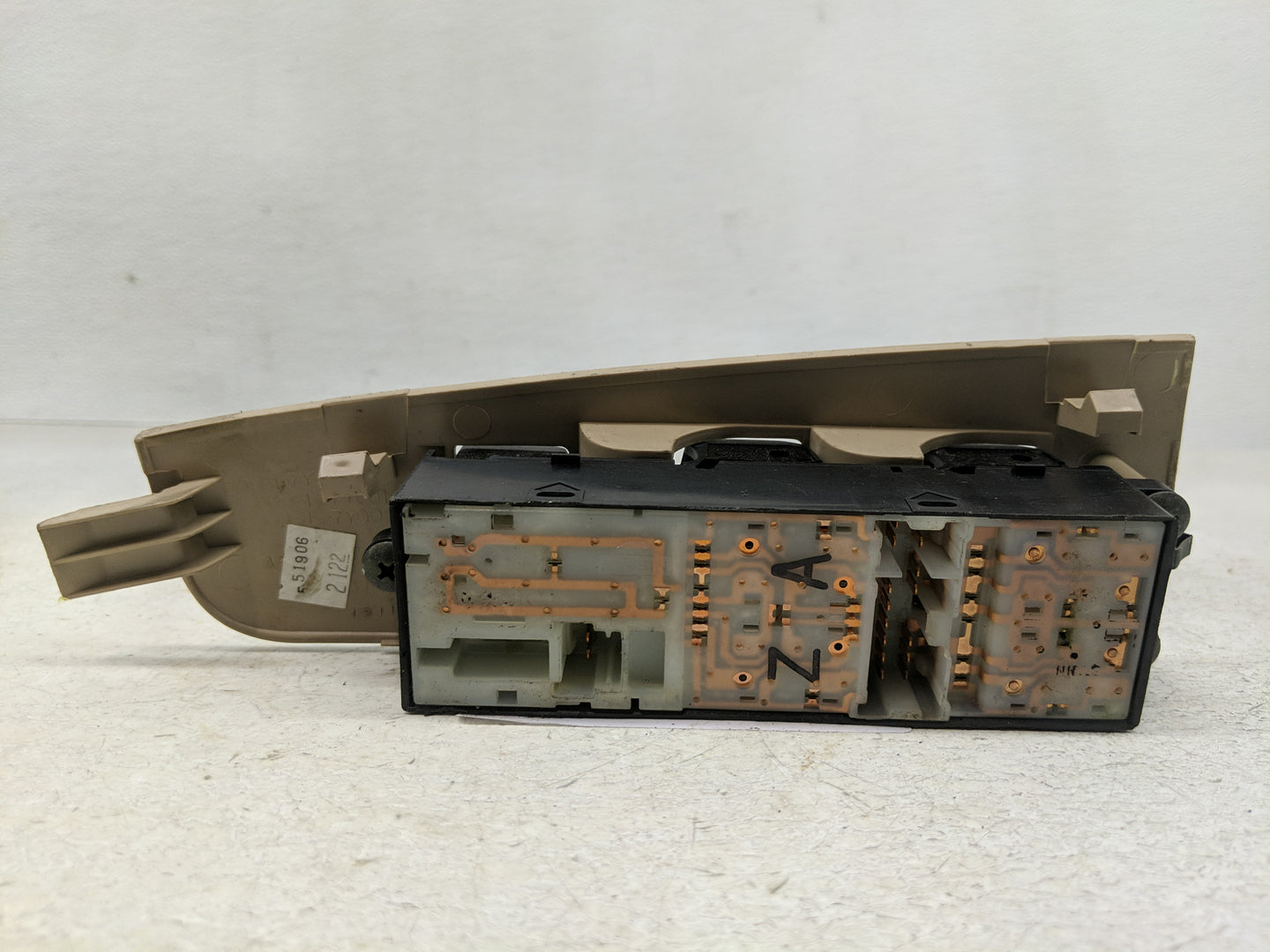 2004-2008 Nissan Maxima Master Power Window Switch Replacement Driver Side Left P/N:80961-7Y002 80961-7Y001 Fits OEM Used Au